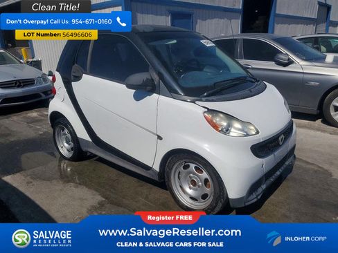 Used 2015 smart fortwo Coupe RWD image 5