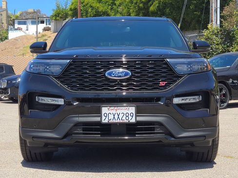 Used 2021 Ford Explorer ST w/ Equipment Group 401A AWD/4WD image 2