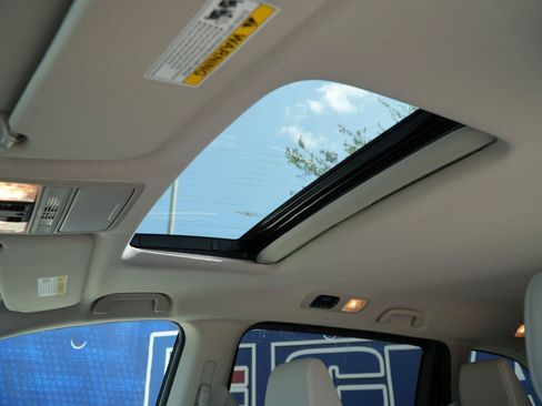 New 2026 Honda Odyssey EX-L image 17