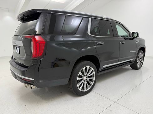 Used 2021 GMC Yukon Denali w/ Denali Premium Package image 7