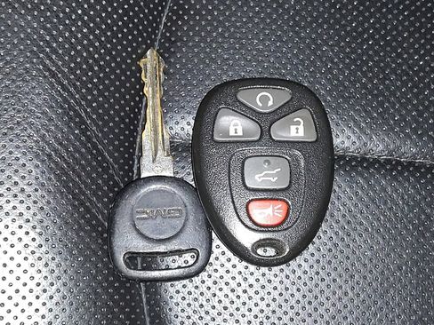 Used 2016 GMC Acadia Denali image 32