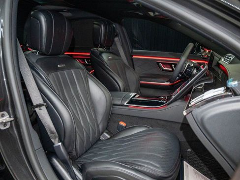 New 2026 Mercedes-Benz S 63 AMG S image 13