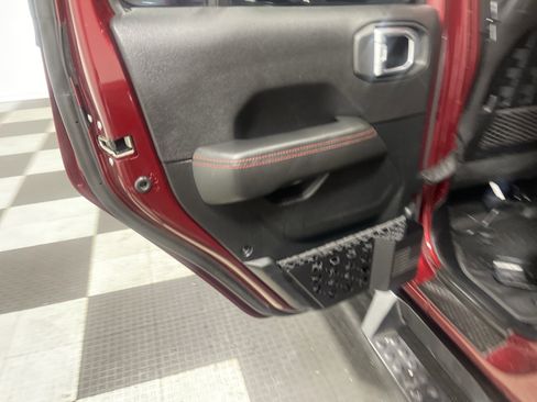 Used 2021 Jeep Gladiator Rubicon image 15