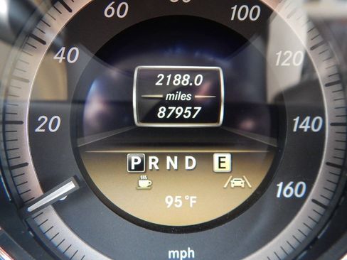 Used 2012 Mercedes-Benz E 350 Cabriolet image 22