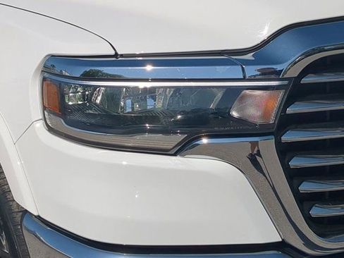 Used 2025 RAM 1500 Laramie image 9