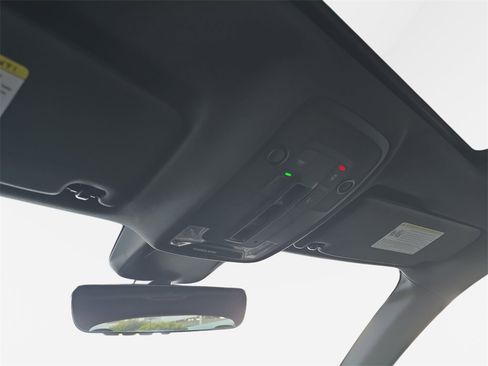 Certified 2025 Audi Q3 2.0T Premium w/ Convenience Package image 22