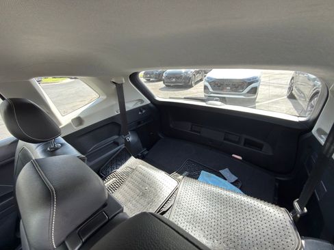 Used 2022 Volkswagen Tiguan SE FWD image 31