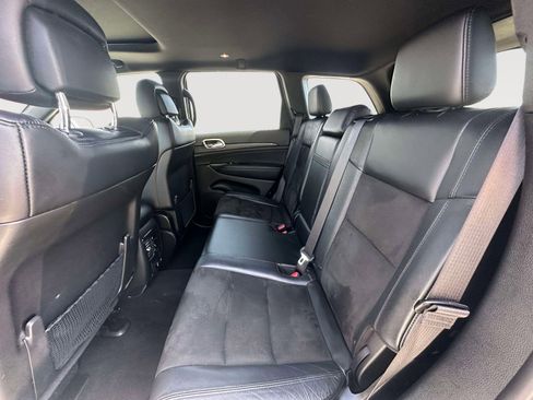 Used 2020 Jeep Grand Cherokee Altitude image 27