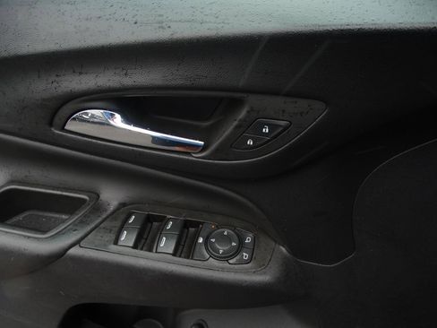 Used 2022 Chevrolet Equinox LT AWD/4WD image 14