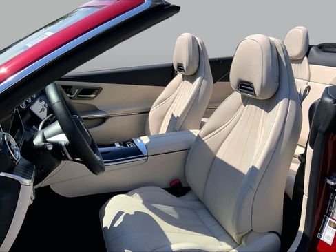 Certified 2025 Mercedes-Benz CLE 450 4MATIC Cabriolet image 9