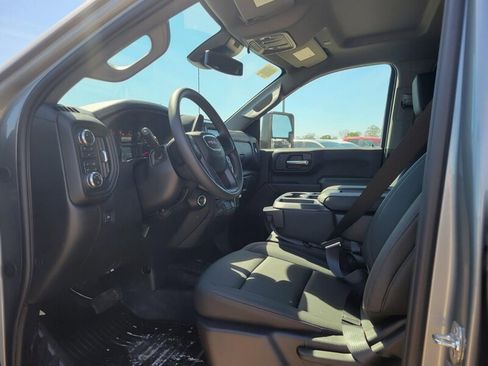 New 2026 GMC Sierra 2500 Pro w/ 1SA Pro Safety Plus Package AWD/4WD image 17