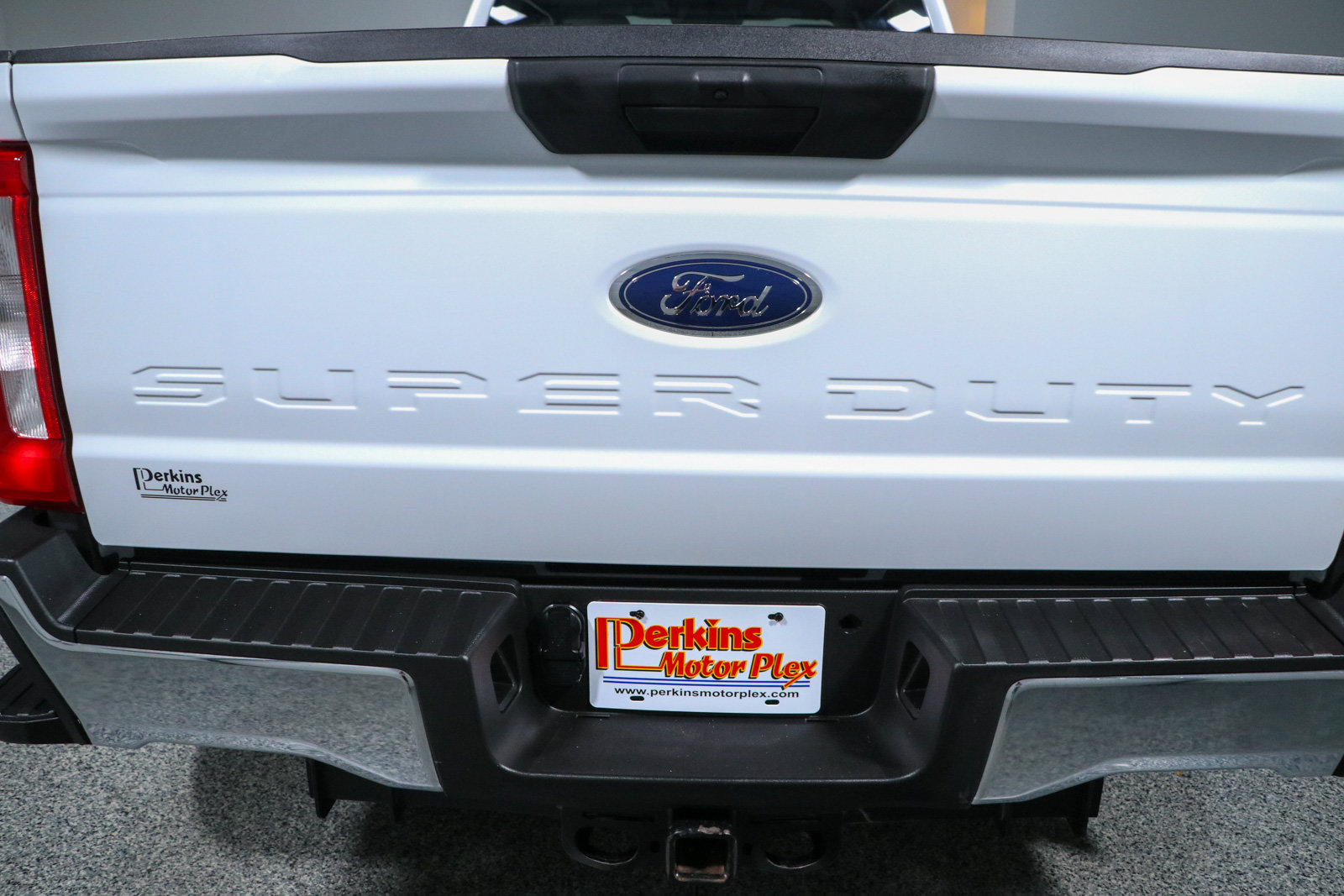 Used 2024 Ford F350 XLT w/ FX4 Off-Road Package AWD/4WD image 8