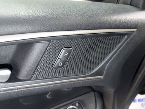 Used 2022 Ford Edge SEL w/ Convenience Package image 11