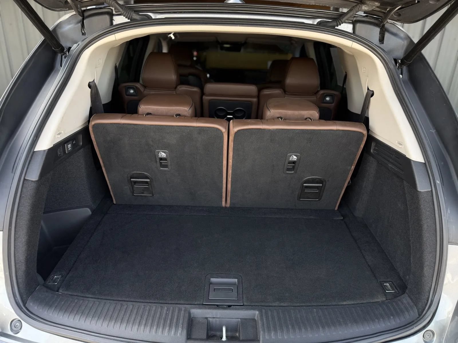 Used 2022 Acura MDX w/ Advance Package AWD/4WD image 17