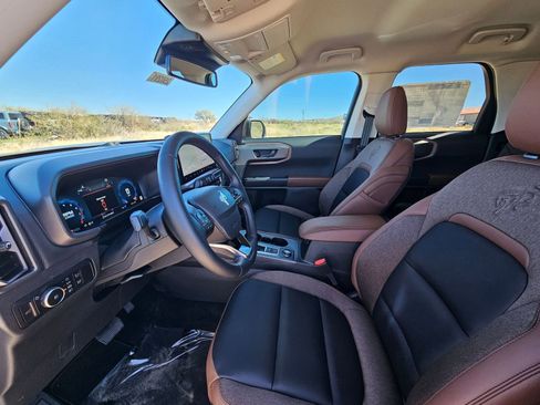 New 2025 Ford Bronco Sport Outer Banks w/ Outer Banks Tech Package+ AWD/4WD image 13