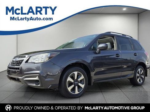 Used 2018 Subaru Forester 2.5i Premium AWD/4WD image 1