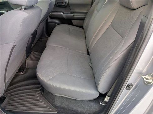 Used 2019 Toyota Tacoma TRD Off-Road image 16