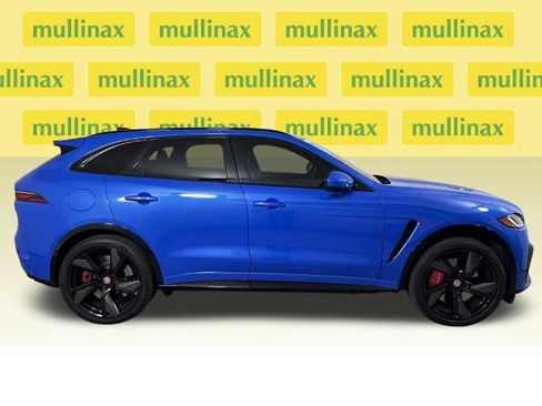 Used 2023 Jaguar F-PACE SVR image 2
