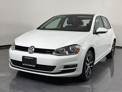 Used 2016 Volkswagen Golf 4-Door FWD image 10