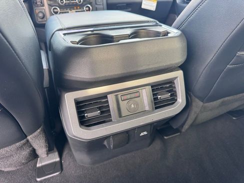 Used 2024 Ford F250 Lariat image 33