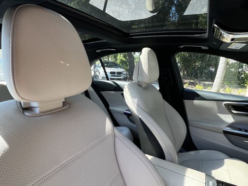 Used 2023 Mercedes-Benz C 300 Sedan image 44