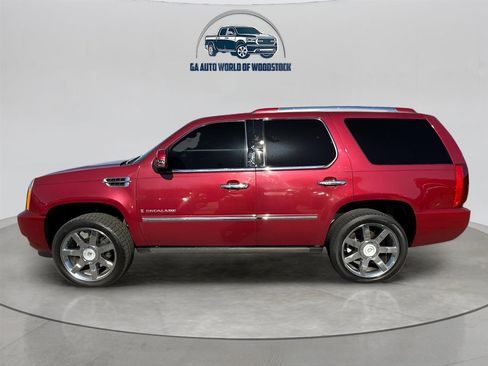 Used 2007 Cadillac Escalade 2WD w/ Information Package image 2