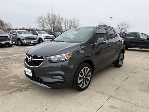 Used 2018 Buick Encore Preferred image 2