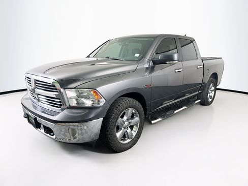 Used 2018 RAM 1500 Big Horn AWD/4WD image 3