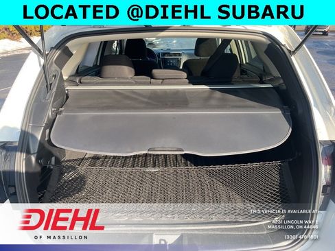 Used 2018 Subaru Outback 2.5i Premium image 11