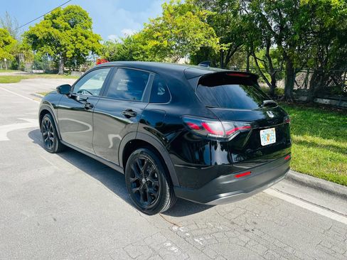 Used 2026 Honda HR-V Sport image 3