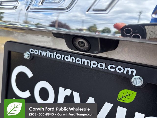 Used 2017 Ford Expedition Limited w/ Equipment Group 301A AWD/4WD image 11