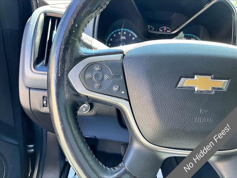 Used 2019 Chevrolet Colorado Z71 AWD/4WD image 17