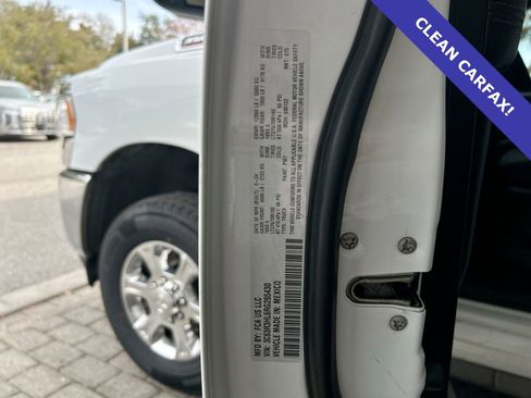 Used 2024 RAM 3500 Big Horn image 43