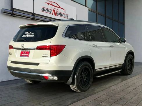 Used 2018 Honda Pilot Elite image 3