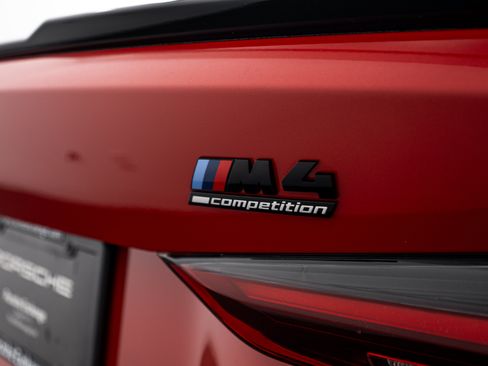 Used 2021 BMW M4 Competition w/ Executive Package RWD image 22
