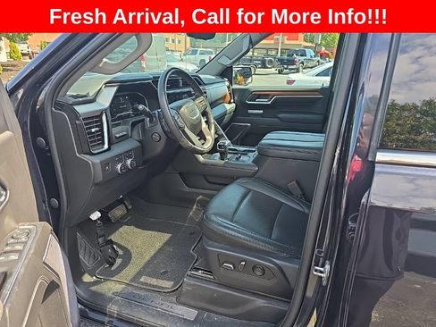 Used 2023 GMC Sierra 1500 Denali w/ Denali Reserve Package AWD/4WD image 12