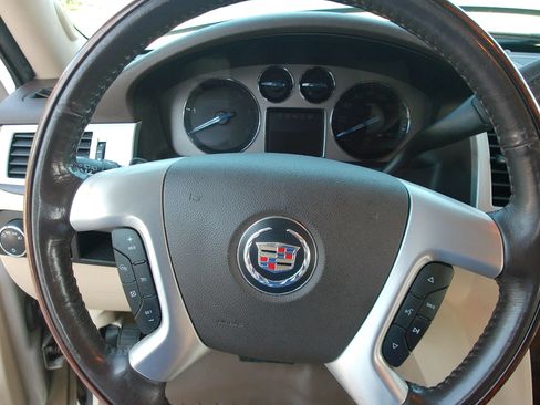 Used 2008 Cadillac Escalade 2WD image 15