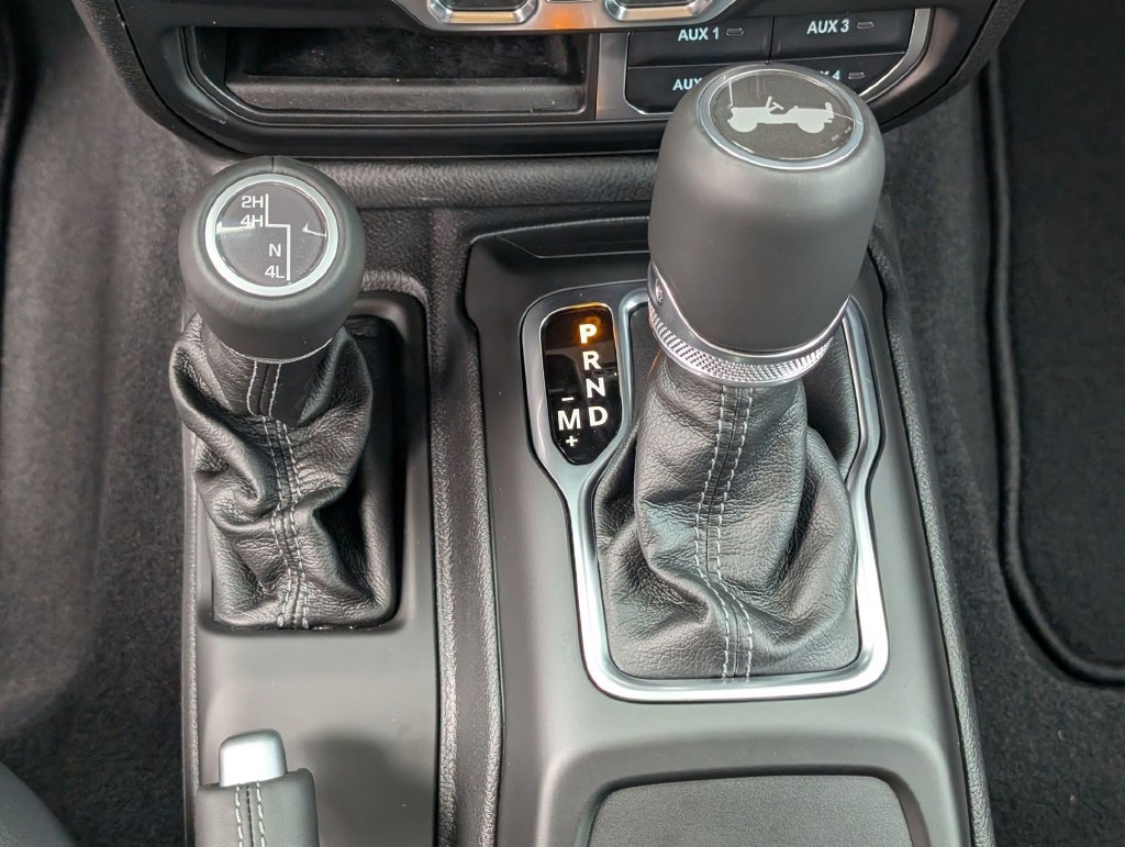 New 2026 Jeep Wrangler Unlimited Sahara AWD/4WD image 20
