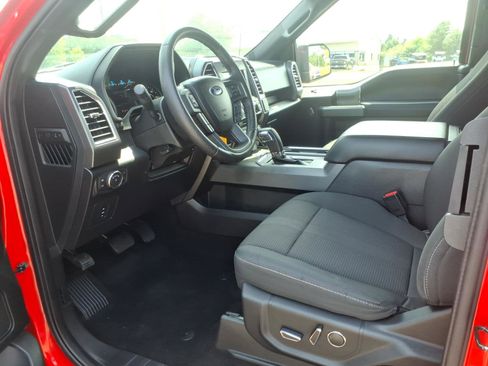 Used 2016 Ford F150 XLT w/ Equipment Group 302A Luxury AWD/4WD image 11