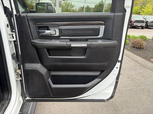 Used 2017 RAM 2500 Limited AWD/4WD image 41
