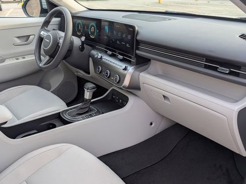 New 2026 Hyundai Kona SE FWD image 23