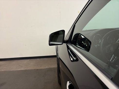 Used 2015 Mercedes-Benz GL 63 AMG 4MATIC image 13