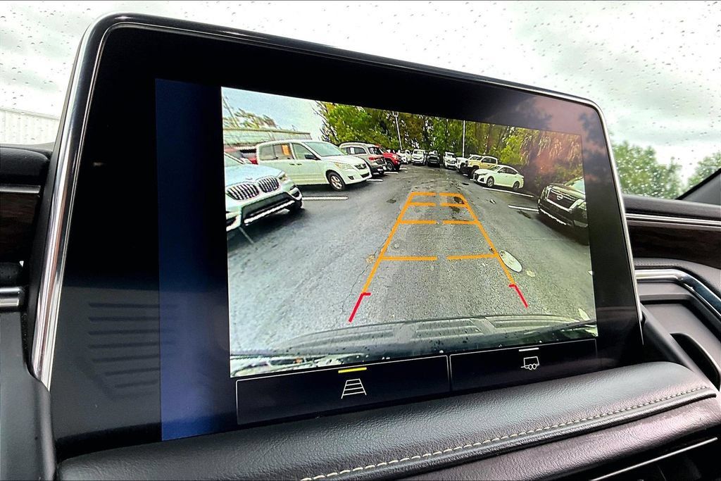 Used 2024 Chevrolet Suburban Premier AWD/4WD image 14