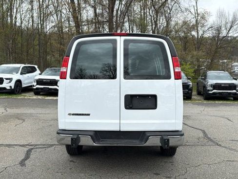 Used 2024 Chevrolet Express 2500 w/ Driver Convenience Package RWD image 7
