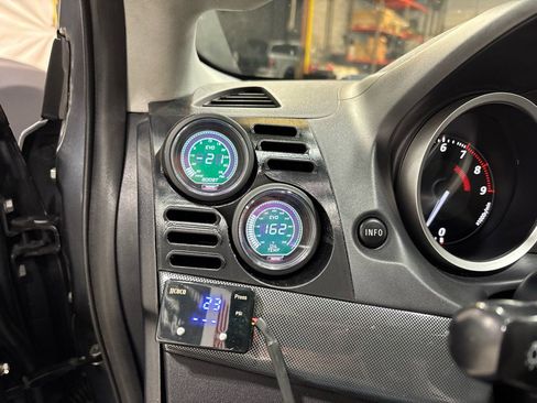 Used 2010 Mitsubishi Lancer Evolution SE image 23