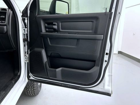 Used 2023 RAM 3500 Tradesman image 16