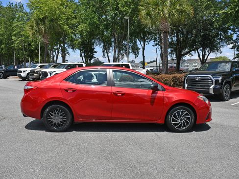 Used 2016 Toyota Corolla LE FWD image 5