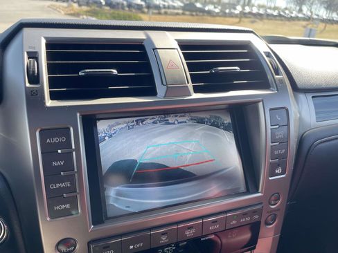 Used 2021 Lexus GX 460 Premium w/ Premium Package image 27