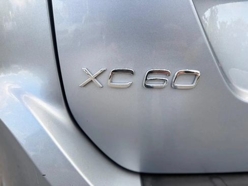 Used 2012 Volvo XC60 T6 AWD/4WD image 26
