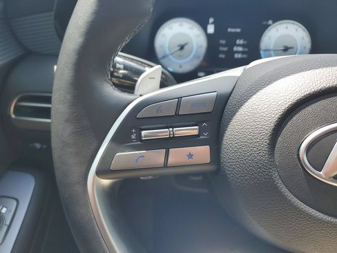 Used 2024 Hyundai Palisade Limited FWD image 21